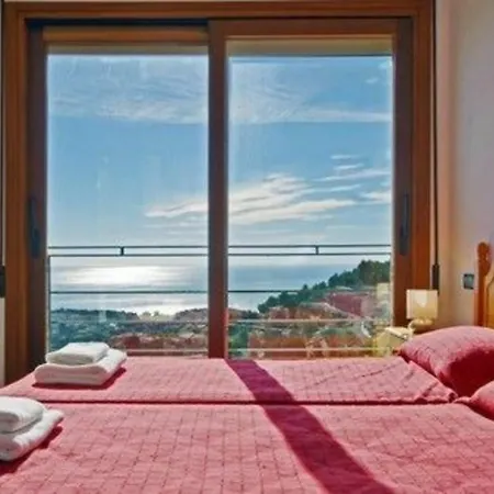 In Calpe, Alicante 103810 By Mo Villa *
